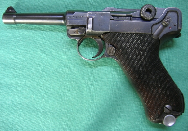 Luger P 08 Iranien